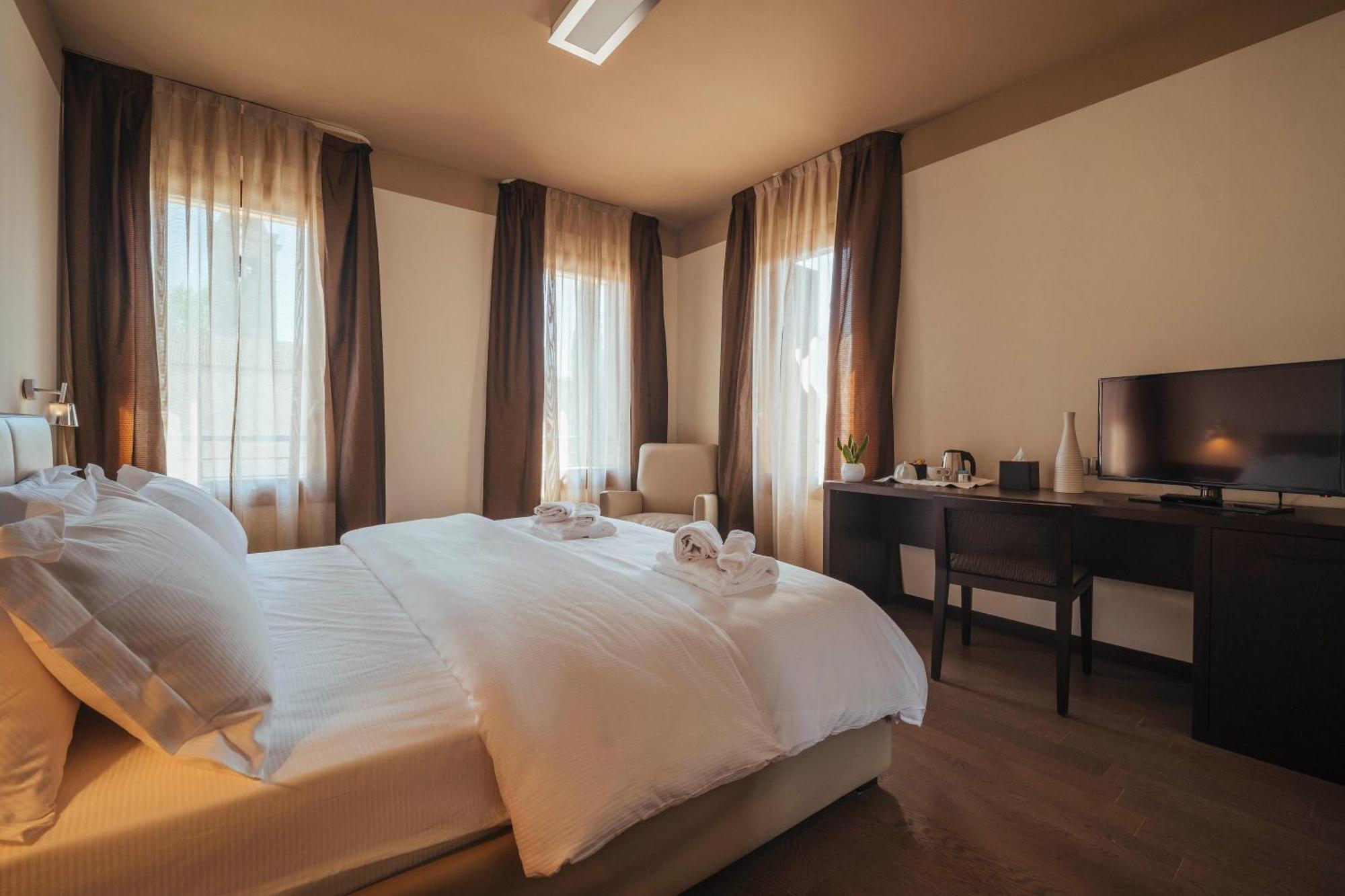 Hotel Palazzo Paradiso Meduna di Livenza Buitenkant foto