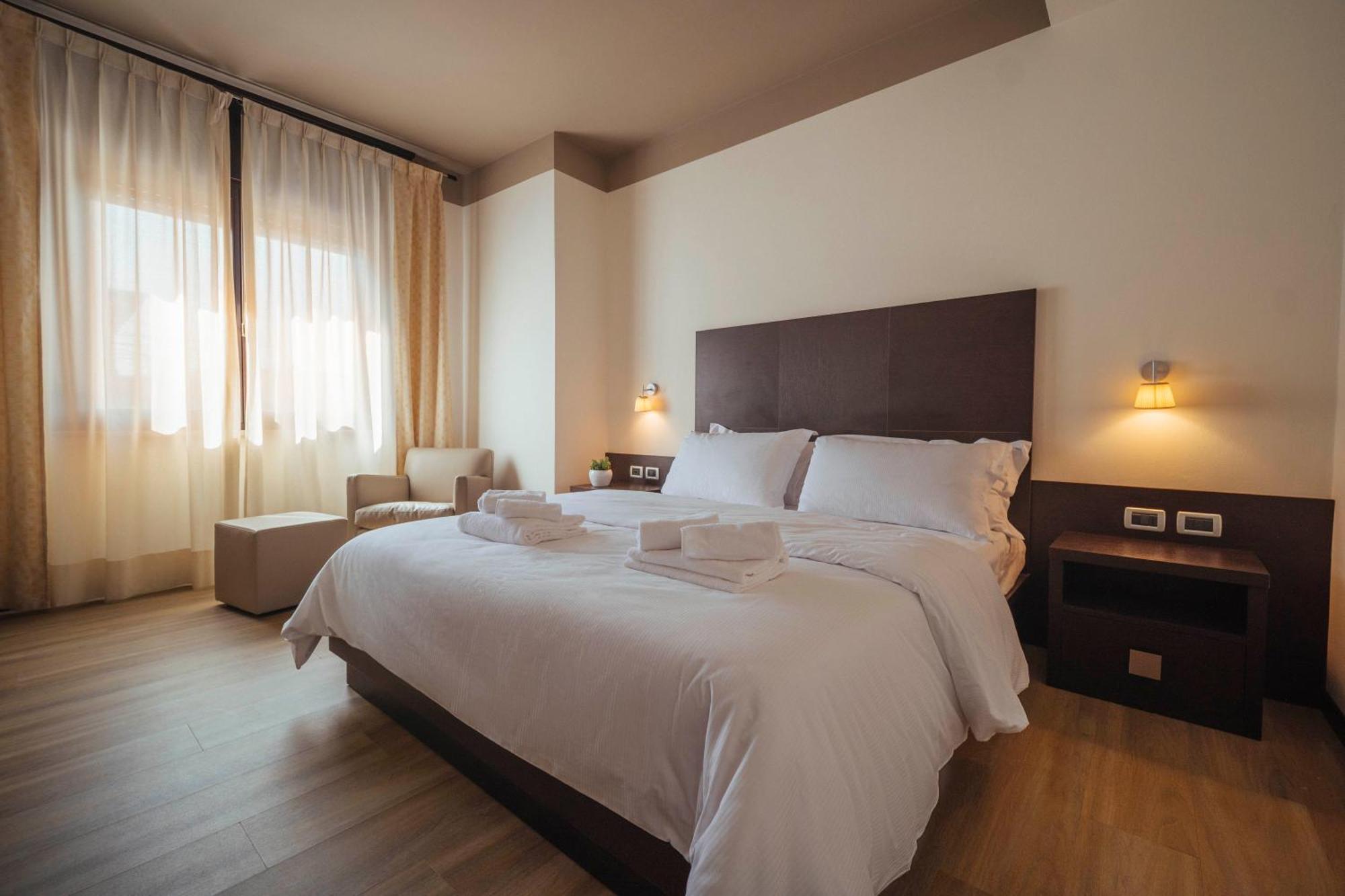 Hotel Palazzo Paradiso Meduna di Livenza Buitenkant foto